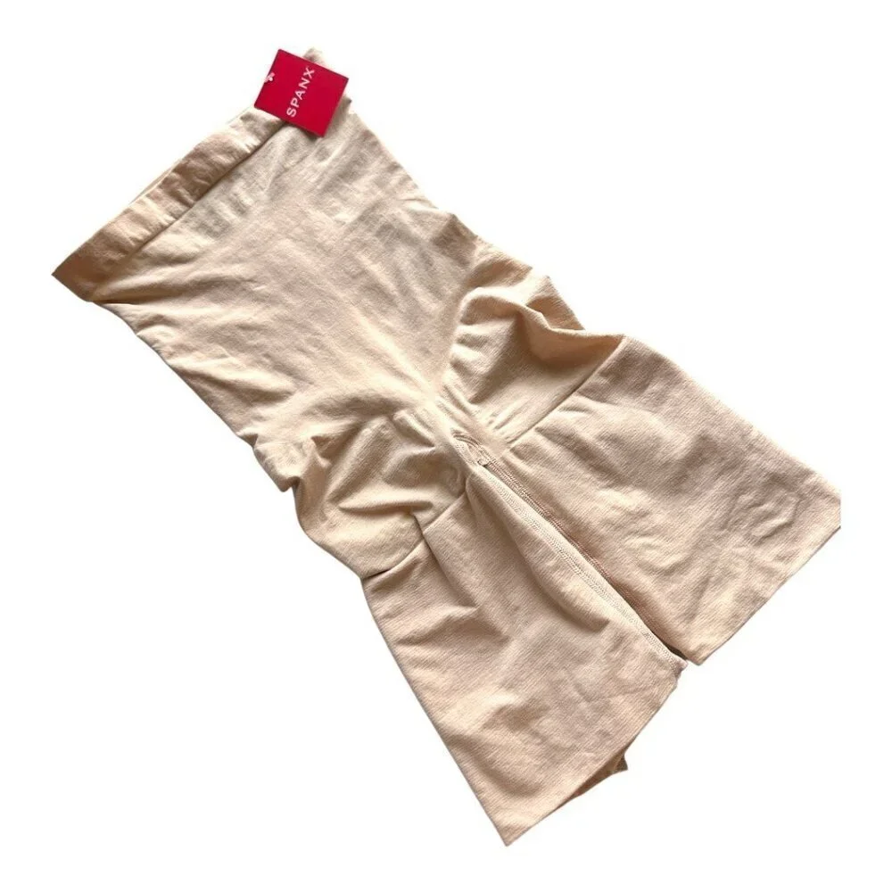 Spanx Seamless Higher Power Shorts in Beige Size M